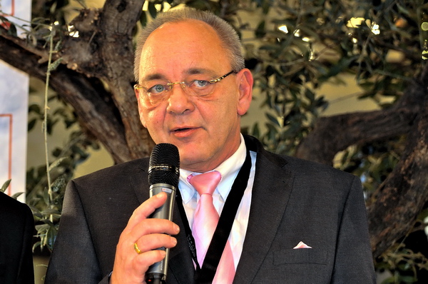 R_Enke   020.jpg